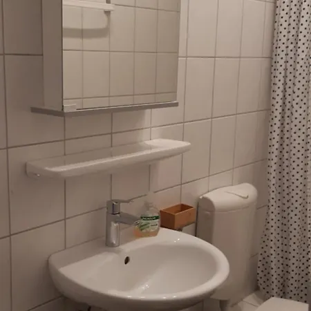 Apartment Top! Moebliertes Mit Parkplatz Naehe Messe Essen